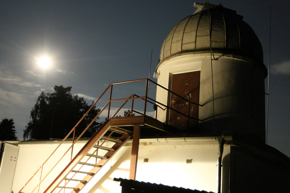 Die Sternwarte Graupa lädt zu Himmelsbeobachtungen.