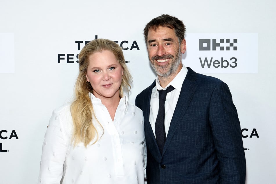 Die Schauspielerin Amy Schumer (44) und ihr Ex-Mann Chris Fischer (44) lernten sich 2017 kennen - nur wenige Monate später folgte die Verlobung. (Archivfoto)