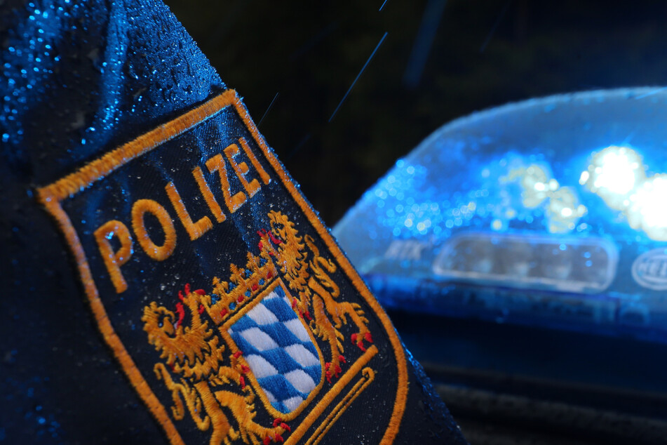 Die Polizei bittet Zeugendes Vorfalls, sich mit dem Kriminaldauerdienst Mittelfranken in Verbindung zu setzen. (Symbolbild)