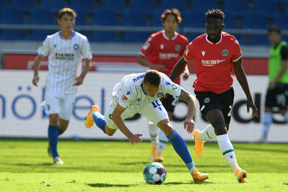 Kölns Kingsley Schindler läuft 2020/21 für Hannover 96 auf.