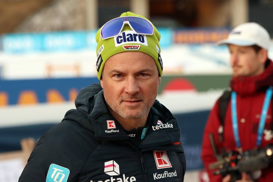 Biathlon-Sportdirektor Felix Bitterling (48) erklärt auf TAG24-Anfrage den Verzicht auf den siebten Startplatz bei den Frauen in Oslo.