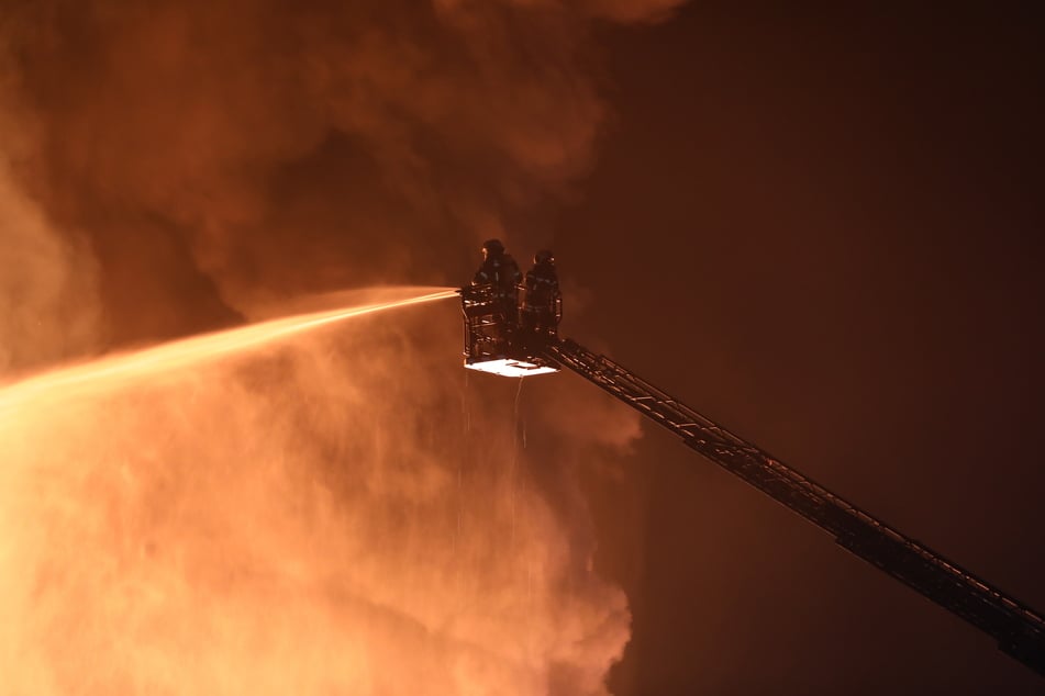 Die Flammen richteten einen Schaden von rund einer Million Euro an.