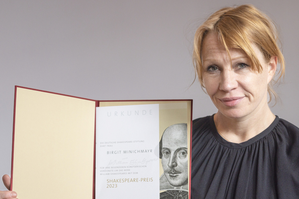 Shakespeare-Preis: Weltweit erste Preisträgerin in Thüringen ausgezeichnet