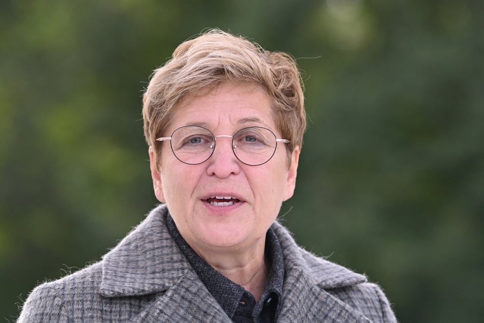 "Das muss keine Absage für immer sein", sagte Baden-Württembergs Verkehrsministerin Nicole Razavi (61, CDU).