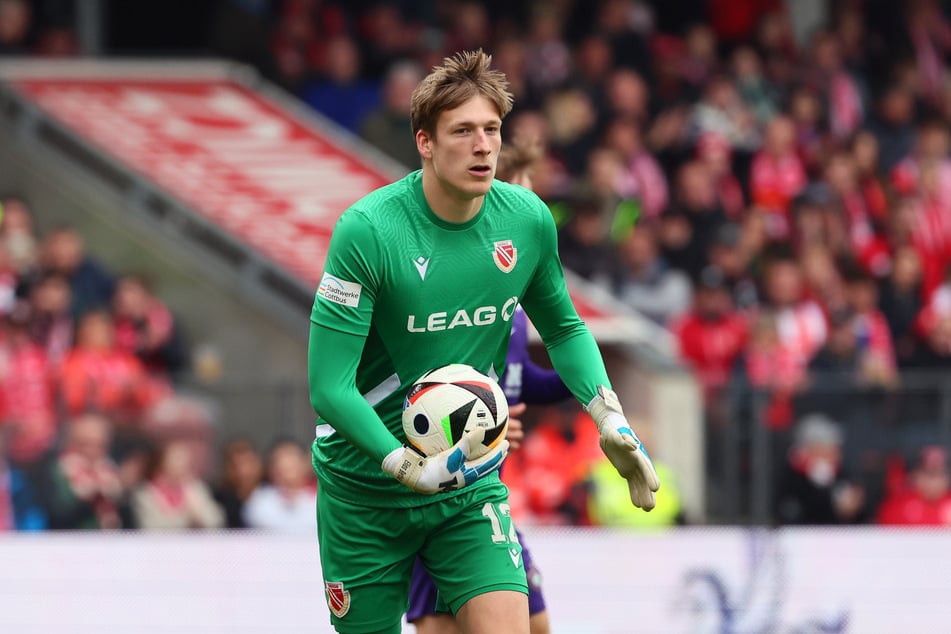 Ein Kandidat: Cottbus-Keeper Elias Bethke (22) ist auf dem Radar von Union Berlin.
