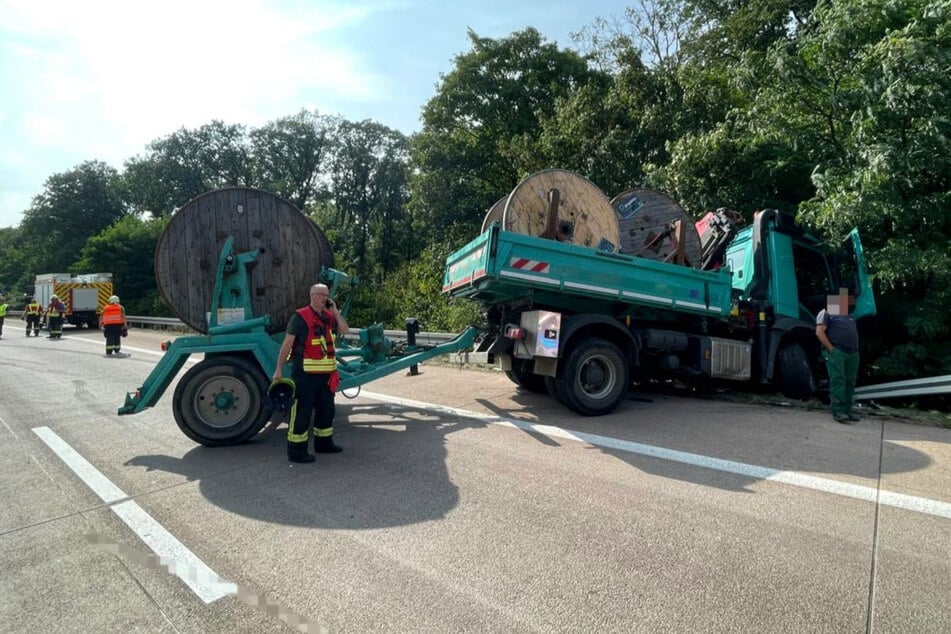 An dem LKW entstand ein Totalschaden.