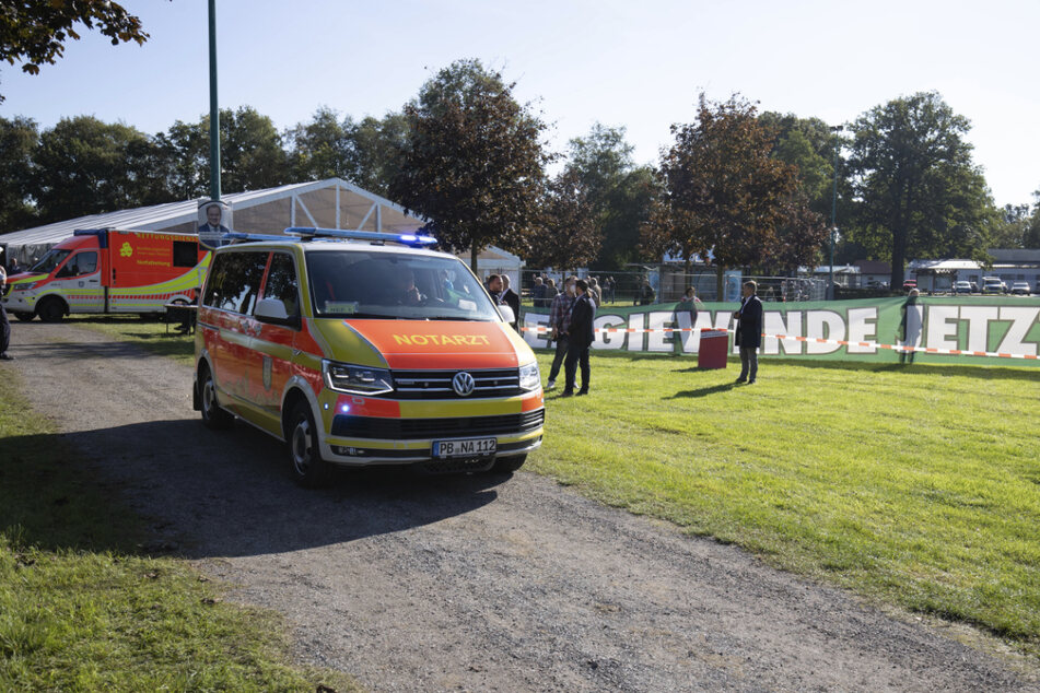 Der Kommunalpolitiker hatte Glück, dass der Rettungsdienst schon vor Ort war.
