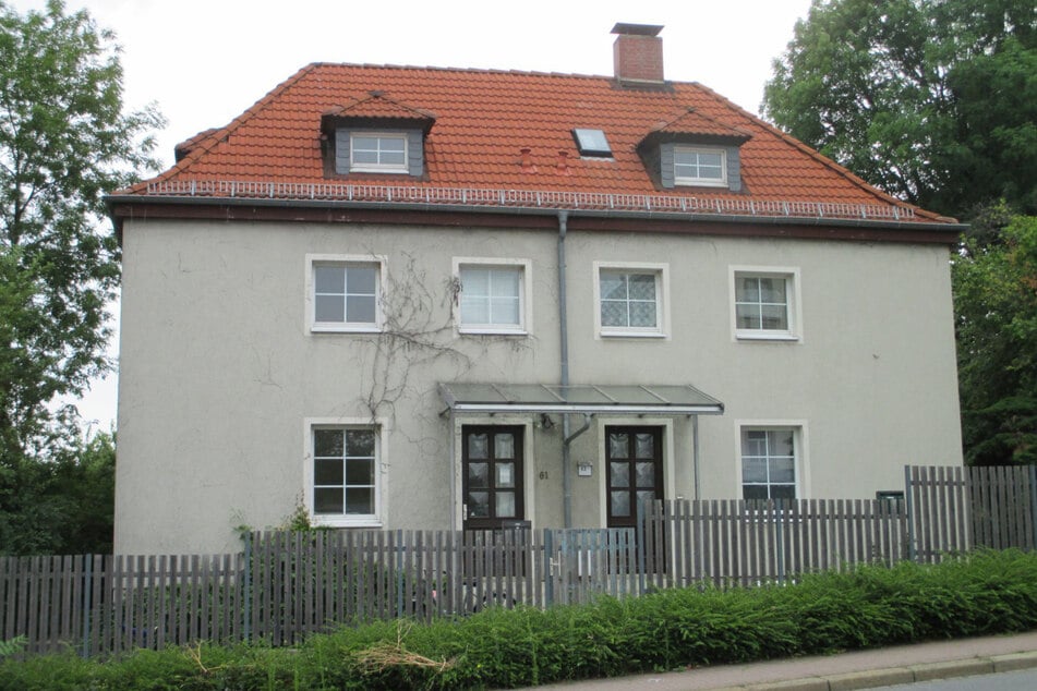 Das Mindestgebot für dieses Zweifamilienhaus an der Bergstraße in Plauen beträgt 420.000 Euro.