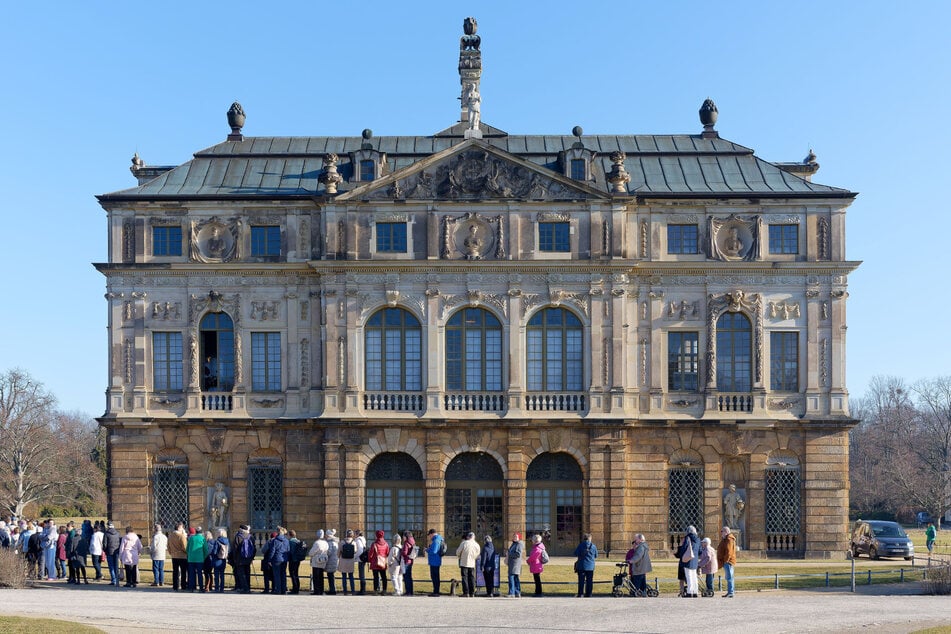So viele Besucher wie noch nie wollten die Ausstellung "Dresdner Frühling" im Palais im Großen Garten sehen.