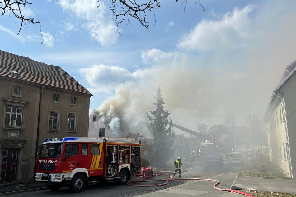 Montagmittag brannte das Haus eines ehemaligen Feuerwehrmannes im Ortsteil Görbersdorf.