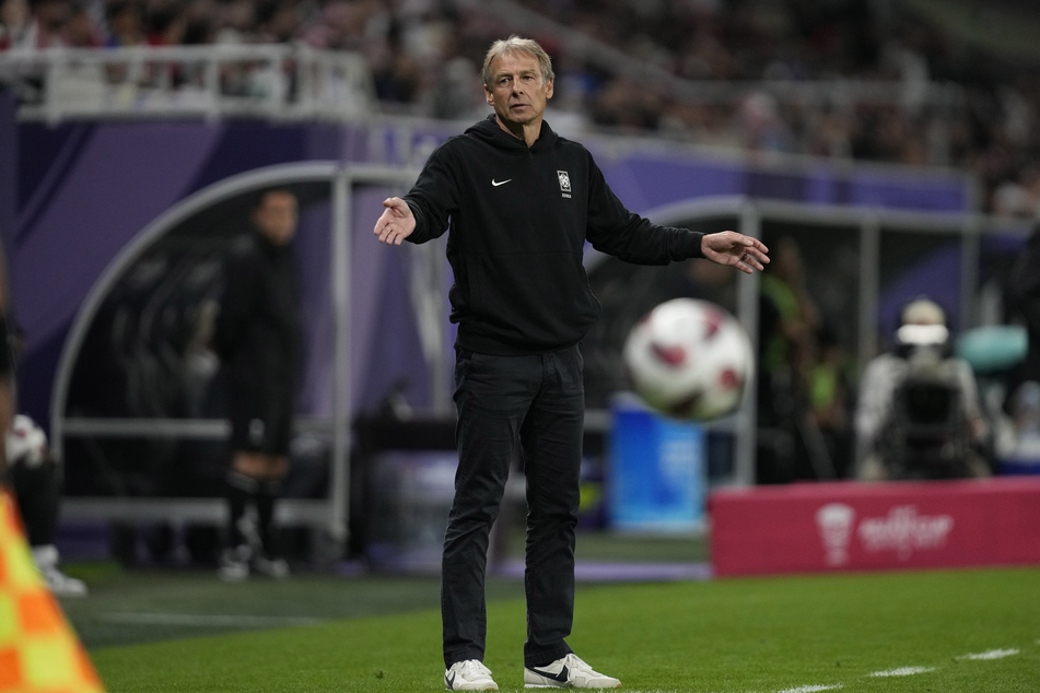 Nach nur drei Niederlagen in 17 Spielen mit der südkoreanischen Nationalmannschaft ist Schluss für Jürgen Klinsmann (59).