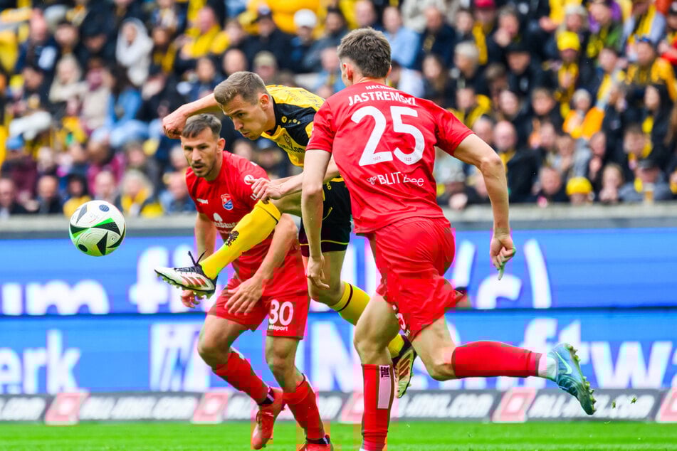Lenn Jastremski (24, rechts) wechselt von der 3. Liga nach Österreich zu Austria Lustenau,.