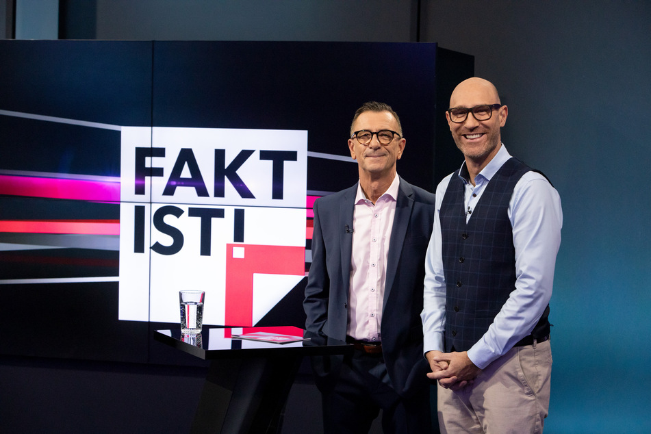 "Fakt ist! Aus Erfurt" wird moderiert von Dr. Andreas Menzel (*1962, l.) und Lars Sänger (44).