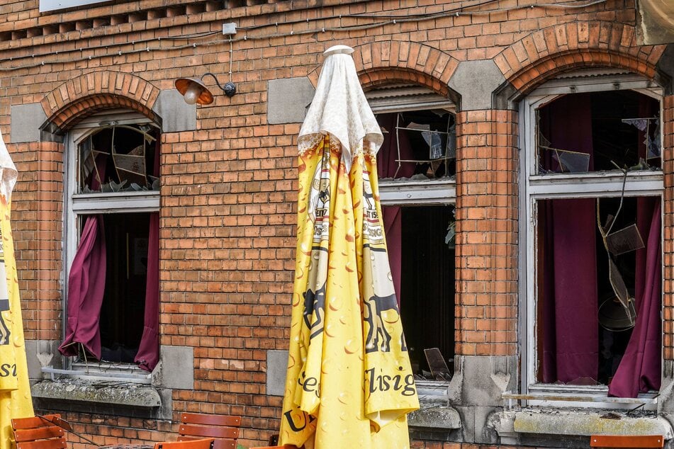 Die Pizzeria im schwäbischen Eislingen wurde in der Nacht auf Samstag Schauplatz einer gewaltigen Explosion.