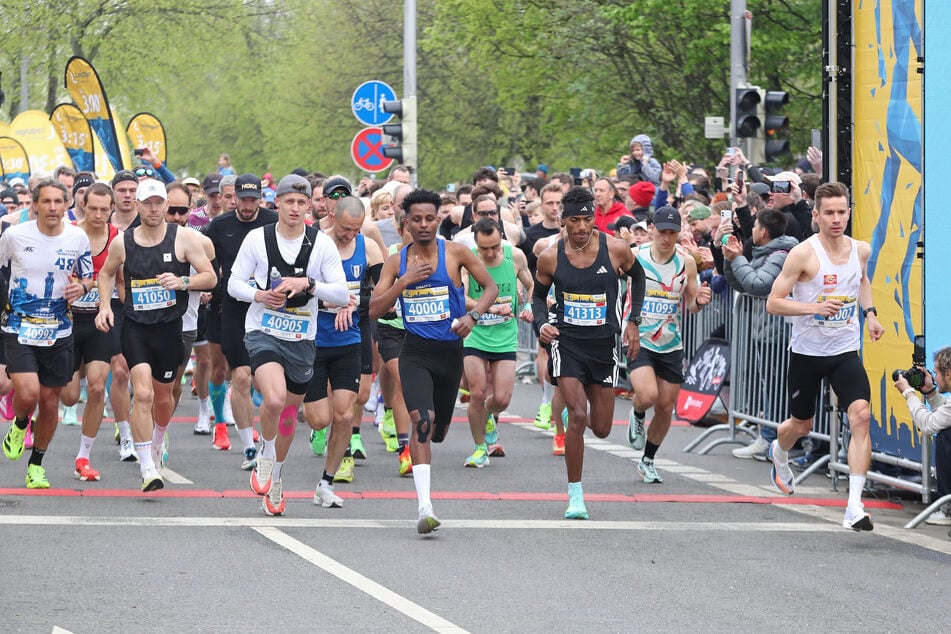 Insgesamt liefen 14.351 Personen beim 48. Leipziger Marathon mit.