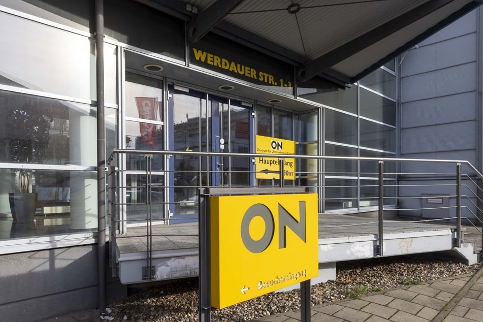 Die Koordinierungsstelle des Ausländerrats Dresden befindet sich im ON-Zentrum, Haus B, an der Werdauer Straße 1-3.