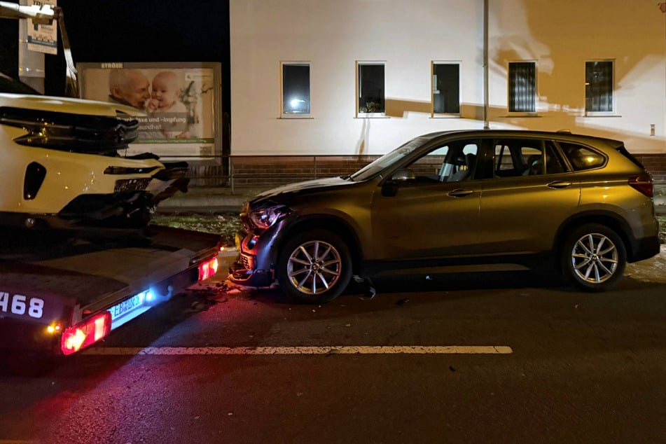 In Taucha kam es zu einem Unfall mit fünf Autos - unter anderem stießen ein Citroën und ein BMW frontal zusammen.
