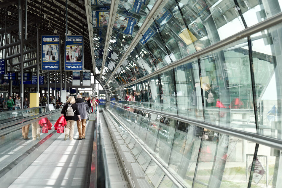 Blick in die Mall im Zentralterminal auf dem Flughafen Leipzig/Halle.