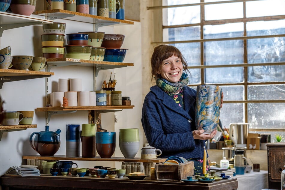 Konstanze Kollar (37) ist Inhaberin der Werkstatt "Keramik Raum". Am Wochenende öffnet sie für Groß und Klein ihre Türen.