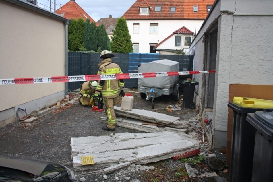 Ein Einparkversuch endete für eine 63-jährige Frau im Krankenhaus.