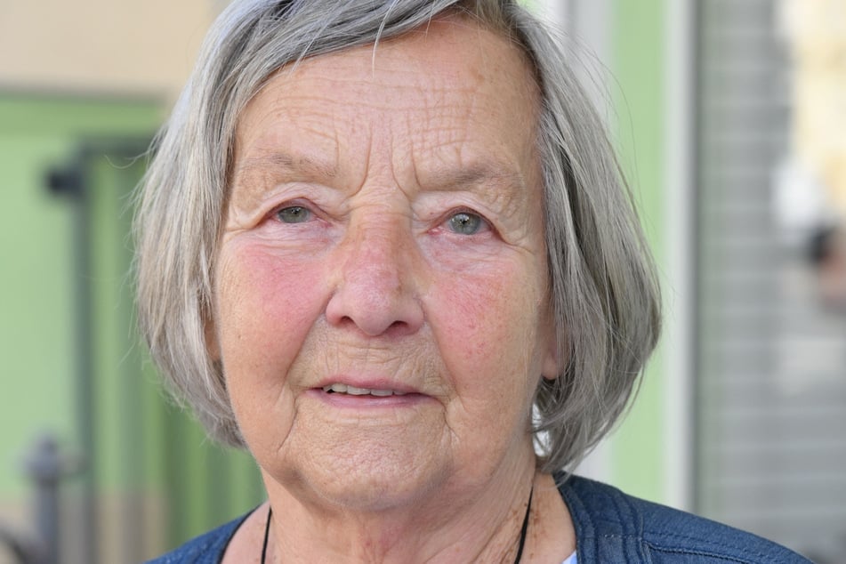 Anita Scholz (85).
