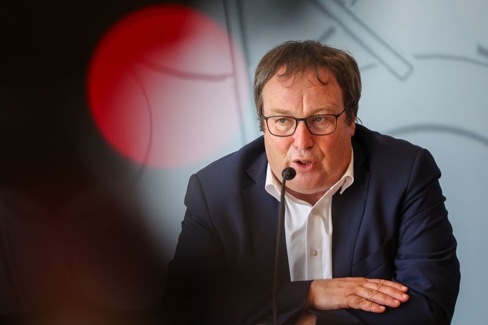 Oliver Krischer (57, Grüne) ist seit dem 29. Juni 2022 Minister für Umwelt, Naturschutz und Verkehr des Landes Nordrhein-Westfalen. (Archivfoto)