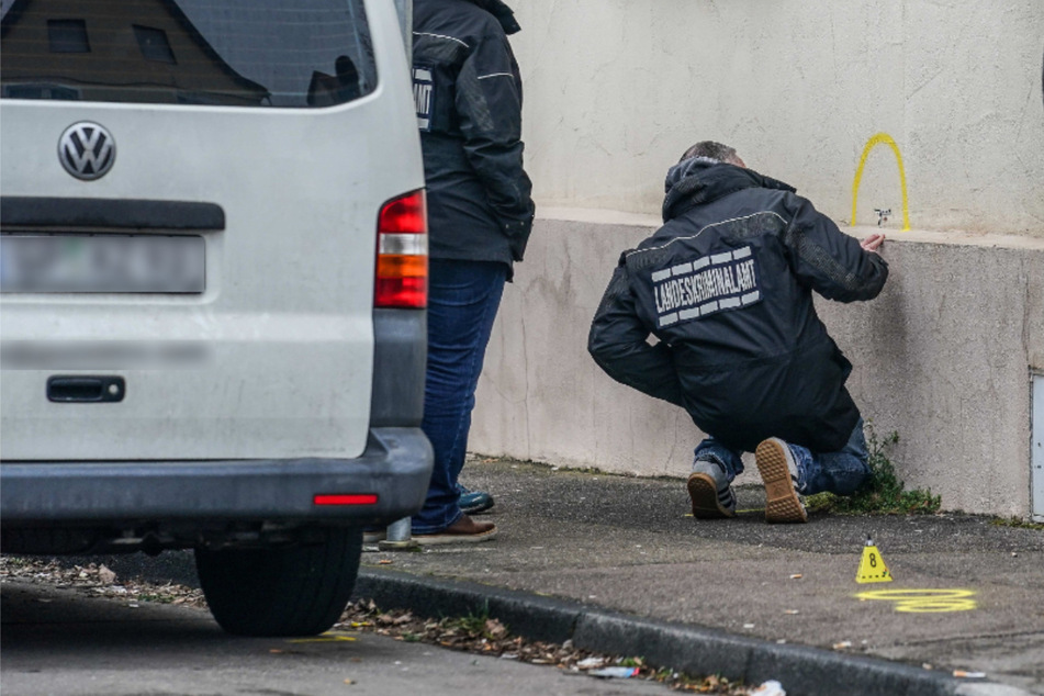 Schüsse auf junge Frau aus Auto heraus: Großeinsatz der Polizei in Baden-Württemberg