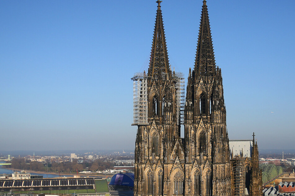 Im Bau seit 1248. Der Kölner Dom, hier im Jahr 2013, ist Mittelpunkt der Rheinmetropole.