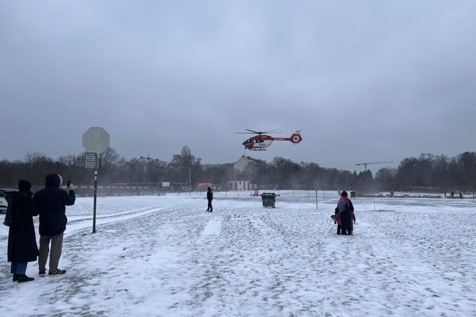Ein Intensivtransporthubschrauber Christoph Berlin war im Einsatz.