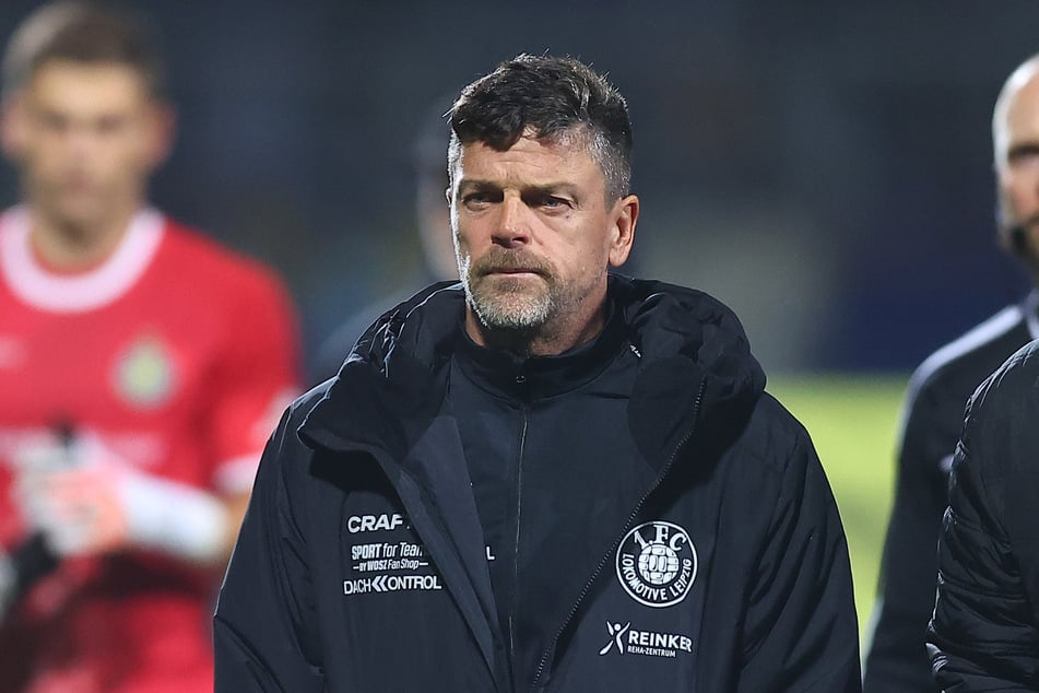 Trainer Torsten Ziegner feierte im achten Anlauf endlich den ersten Heimsieg mit Lok Leipzig.