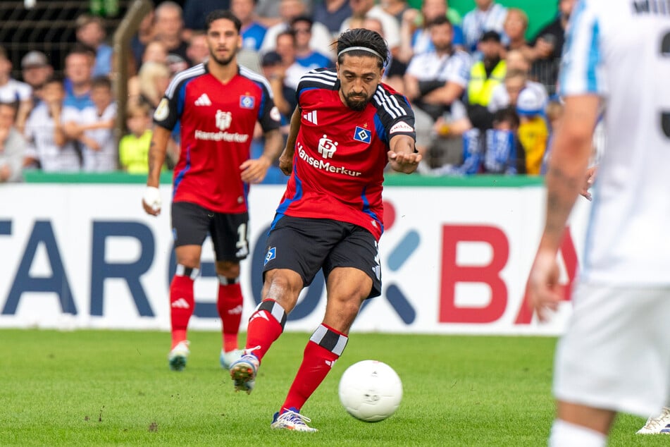 HSV-Profi Immanuel Pherai (23) steuerte drei Torbeteiligungen zu dem ungefährdeten Sieg bei und wurde als "Man of the Match" ausgezeichnet.