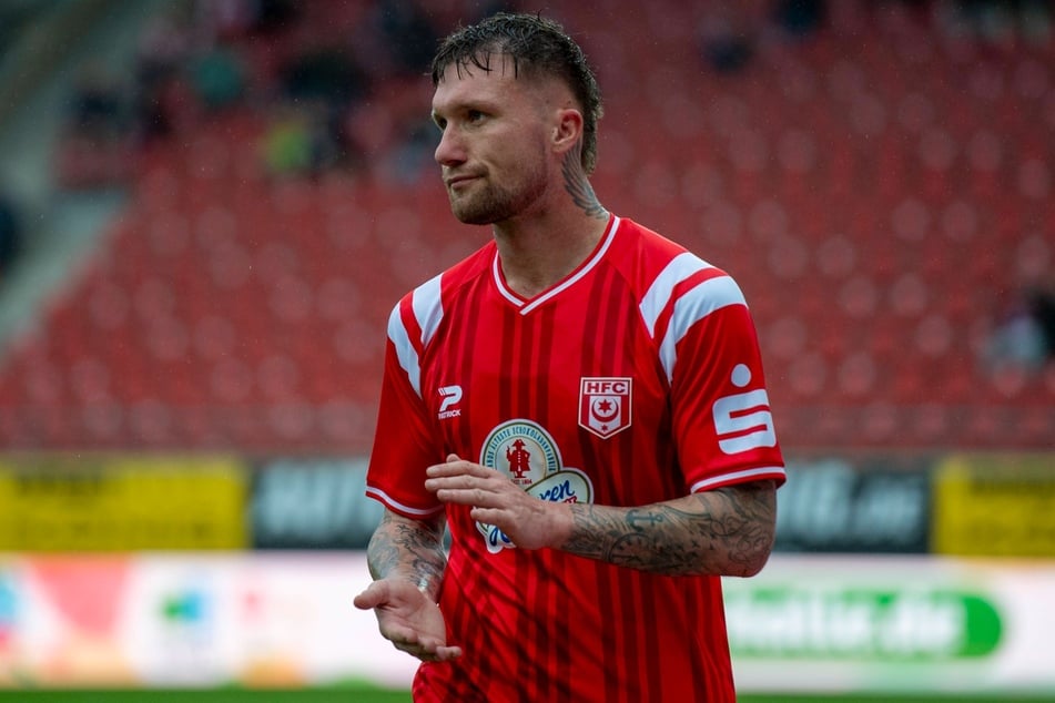 Jan Löhmannsröben (34) war nach dem 2:4 gegen Lok Leipzig milde gesagt etwas frustriert.