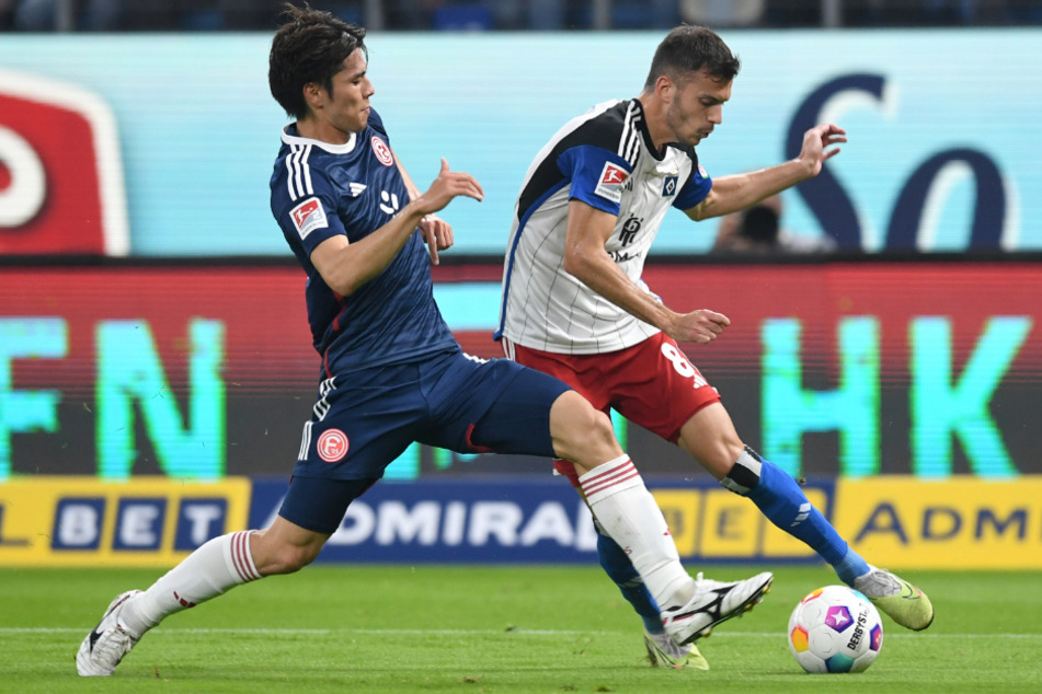 Der HSV und Fortuna Düsseldorf schenkten sich im Zweitliga-Spitzenspiel am Freitagabend nichts, hatten lange aber kein Glück im Abschluss.