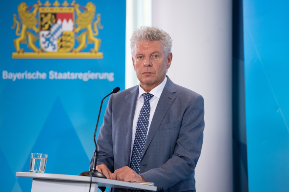 Dieter Reiter (SPD), Oberbürgermeister von München, nimmt an einer Pressekonferenz in der Staatskanzlei teil.
