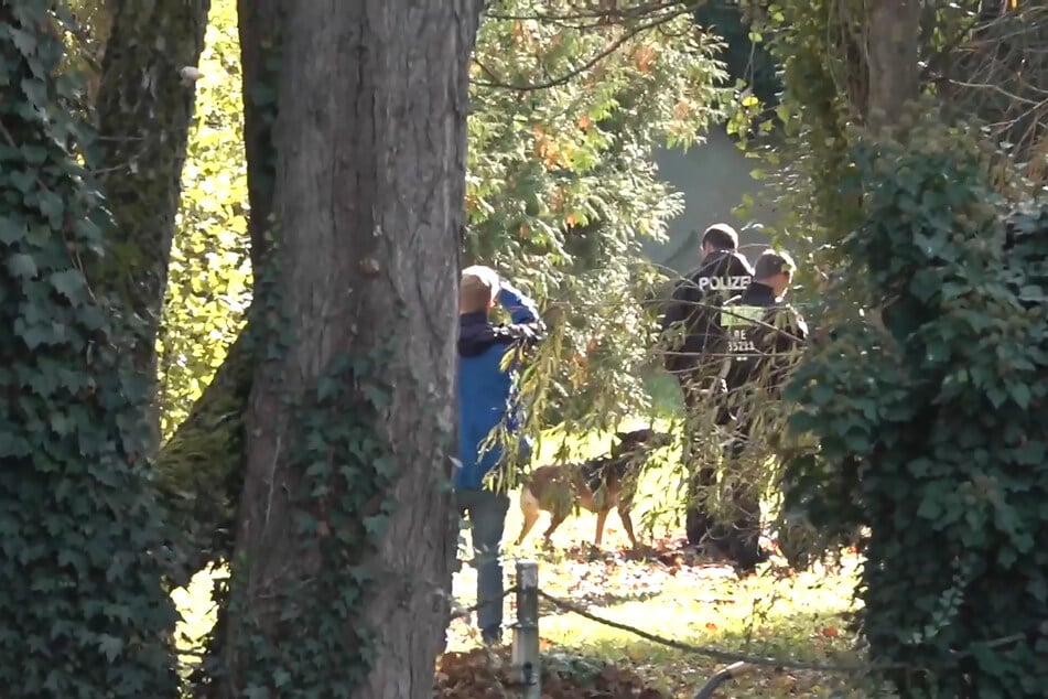 Am Montag durchsuchte die Polizei ein Grundstück in Tauche (Landkreis Oder-Spree).