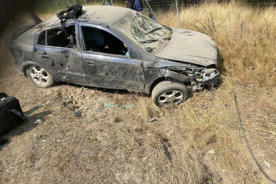 Der 24-jährige Fahrer des Opel wurde schwer verletzt.
