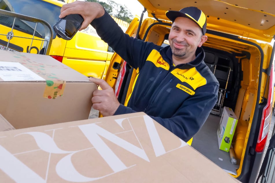 Deutschen Post und DHL suchen Postboten (m/w/d) in Salzatal und Halle (Saale).