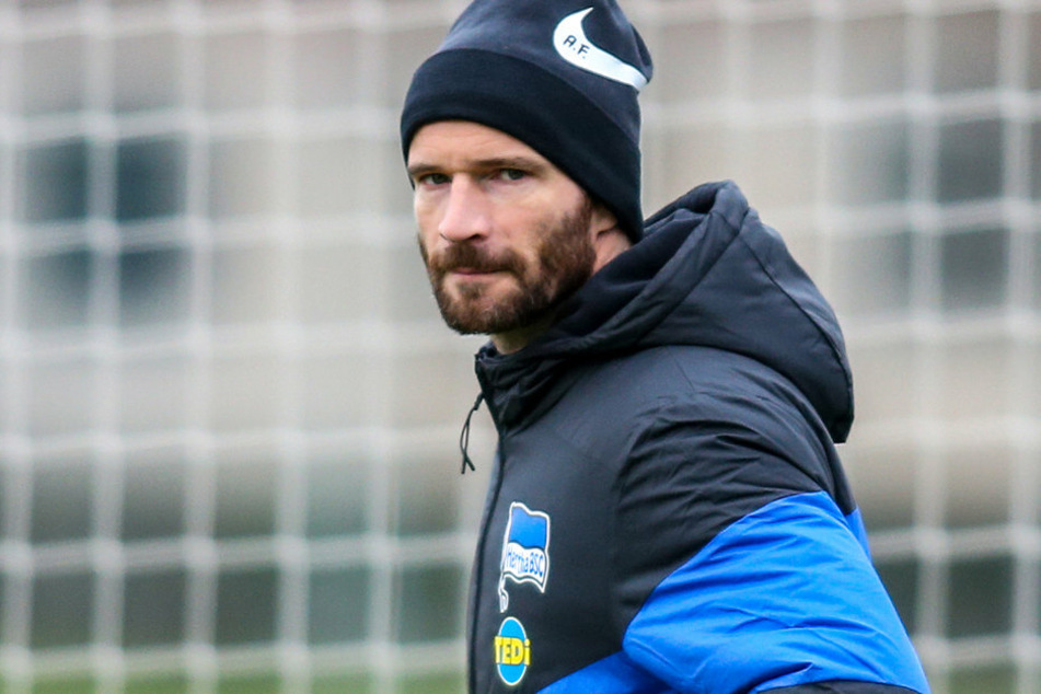 Herthas Sportdirektor Arne Friedrich (41) hat in einem Interview auch lobende Worte für Jürgen Klinsmann (56) übrig und bekräftigt, keine Konkurrenz für Manager Michael Preetz (53) sein zu wollen.
