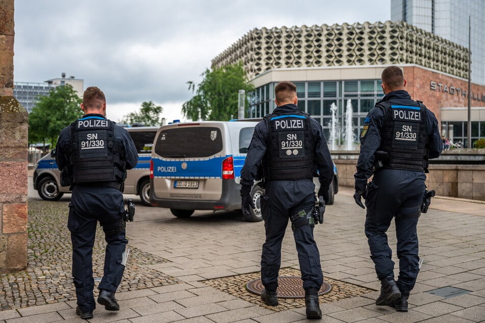 Die Polizei hatte in der Chemnitzer Innenstadt 2025 zahlreiche Einsätze. Vor allem Raubdelikte beschäftigten die Beamten.