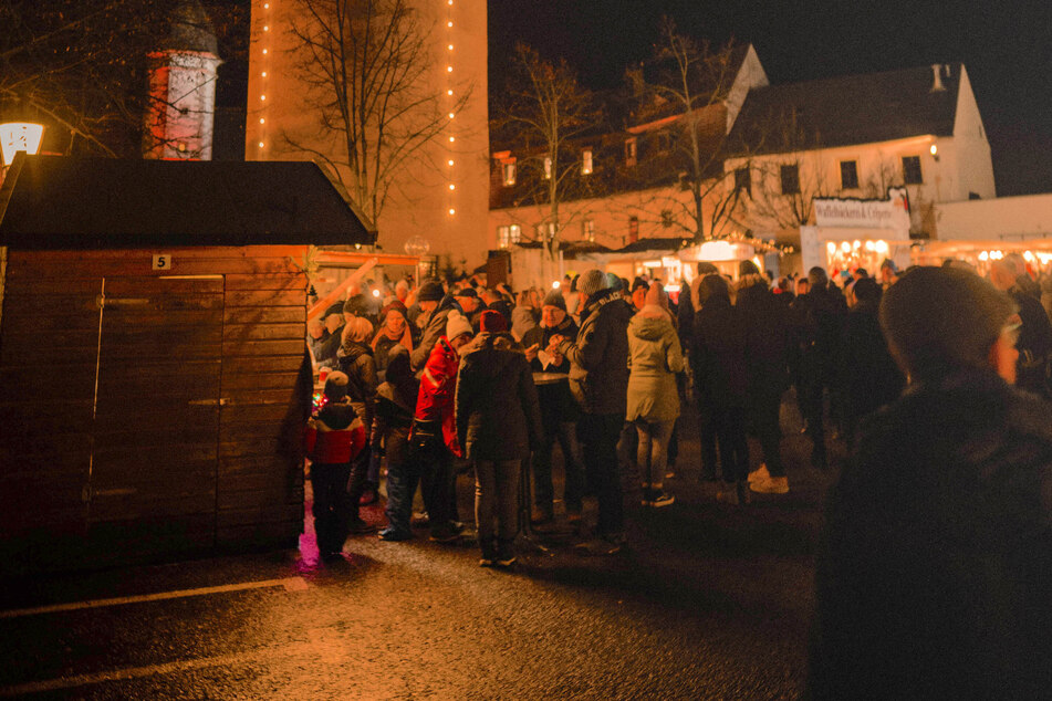 Der Zschopauer Weihnachtsmarkt findet traditionell am 2. Adventswochenende statt.