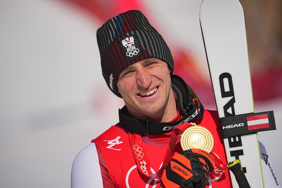 Der frühere österreichische Skirennfahrer Matthias Mayer (33) sorgte vor den Traditionsrennen in Kitzbühel für Aufsehen.