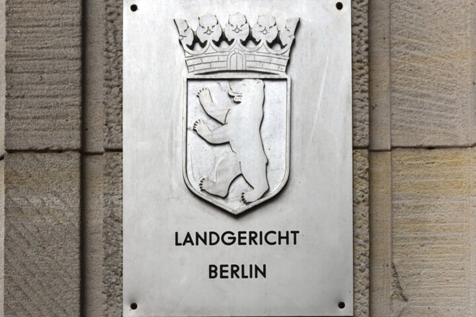 Die Angeklagte gab vor dem Landgericht Berlin einen Übergriff zu. (Archivbild)