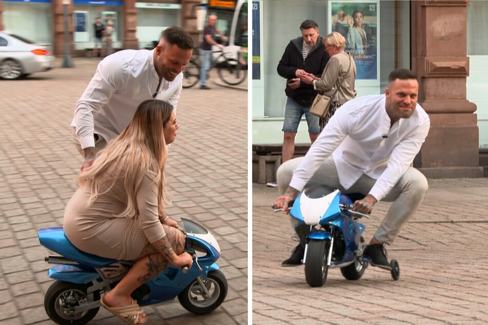 Jenny Frankhauser (30) und Steffen König (31) testen das Kinder-Motorrad.