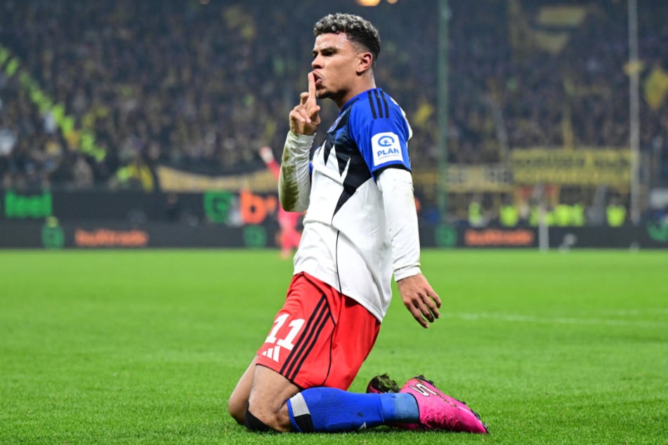 Eine klare Nachricht: HSV-Stürmer Ransford Königsdörffer (24) fordert seine Kritiker nach dem Last-Minute-Treffer gegen den BVB zum Schweigen auf.