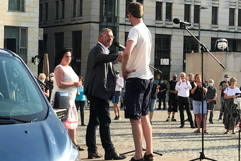 Der Dresdner Stadtrat Frank Hannig (51) will heute wieder bei den Pandemie-Leugnern auftreten.