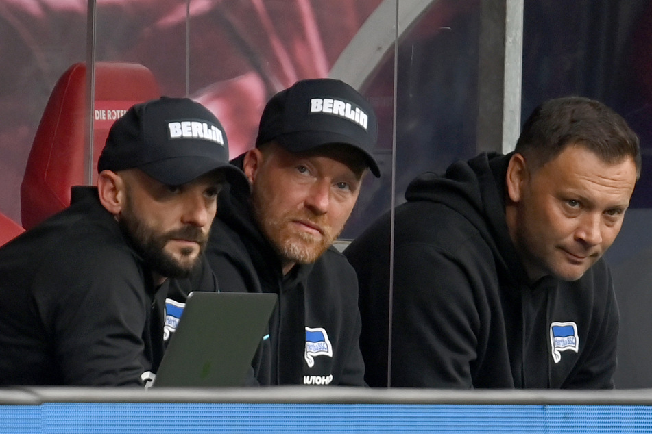 Beim desaströsen 0:6 in Leipzig wirkten die Trainer von Hertha BSC ziemlich ratlos.
