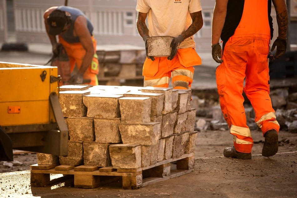 In Magdeburg stehen neue Baustellen an. (Symbolbild)