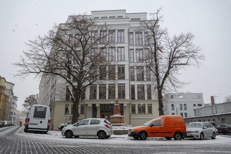 Erst im Oktober sind die ersten Mieter in den Vonovia-Neubau an der Ecke Chopinstraße und Reudnitzer Straße eingezogen. Siebenmal wurde seitdem bereits bei ihnen eingebrochen!