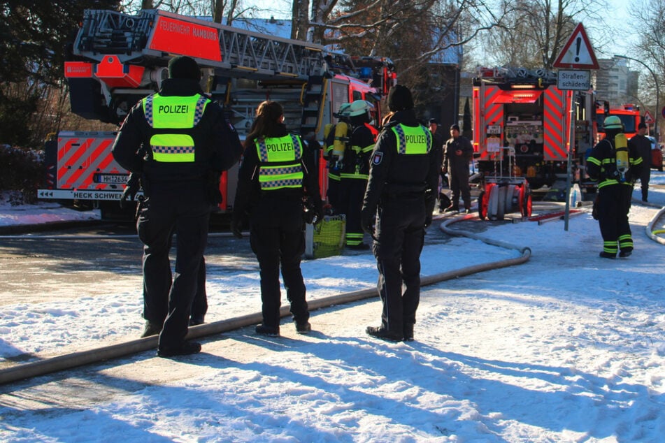 25 Kräfte wahren in Hamburg-Lohbrügge im Einsatz.