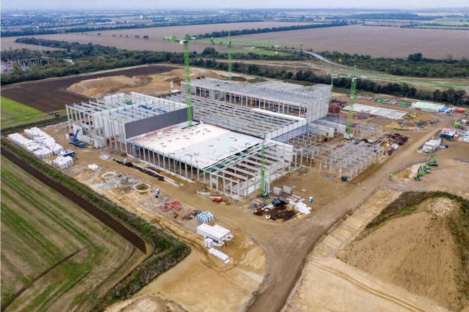 Beiersdorf hat mit Produktion im neuen Werk in Leipzig begonnen
